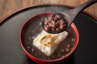 Zenzai, a sweet soup of red beans, made entirely of vegetable ingredients